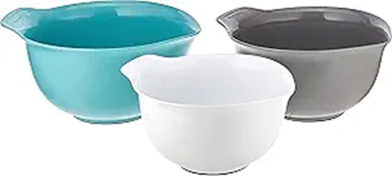 set of three nesting bowls